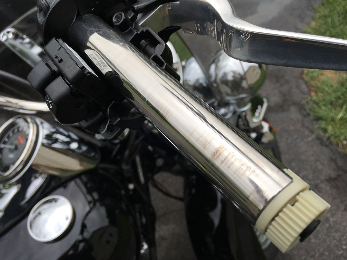 How to Change Grips on Harley  